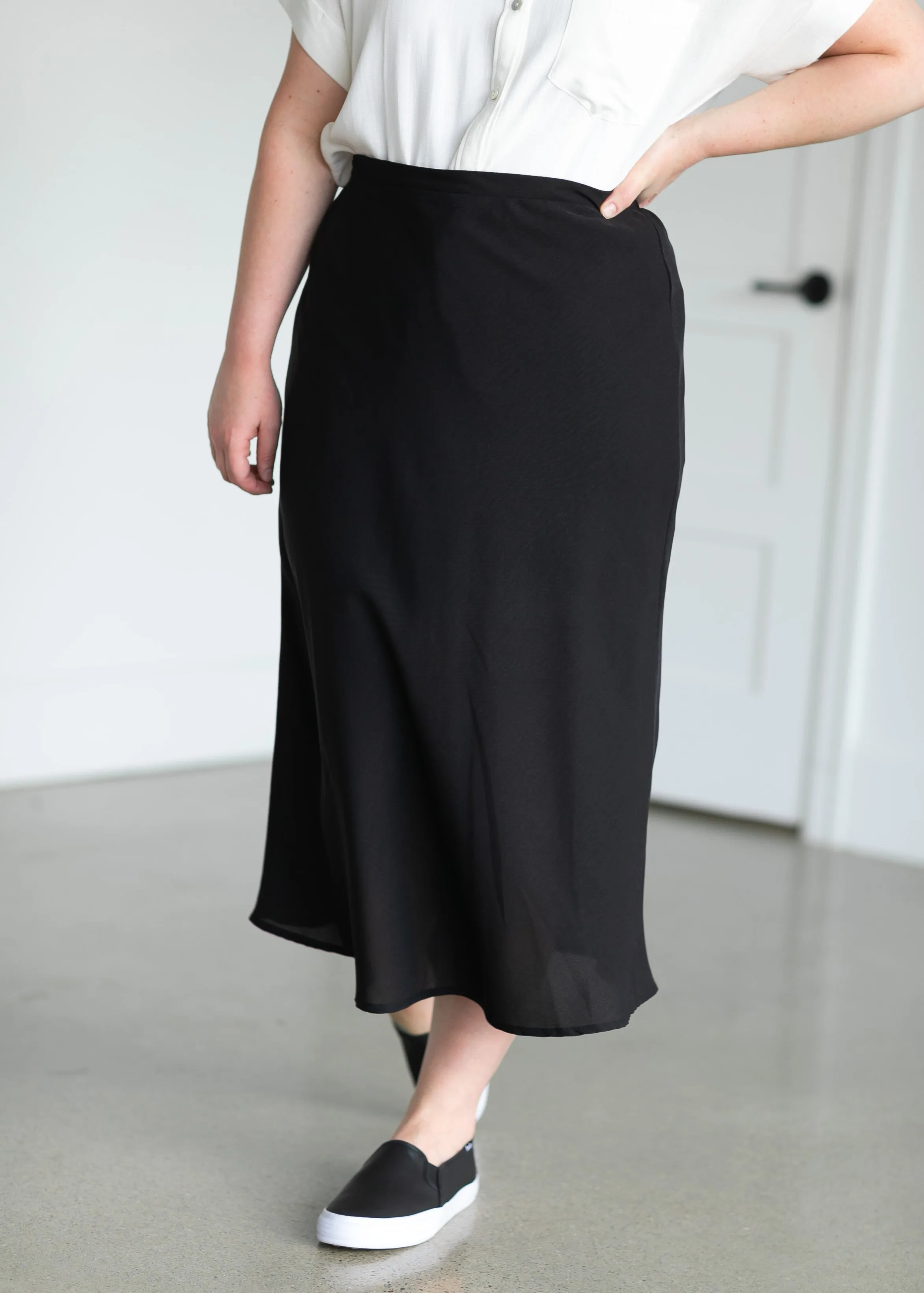 A-line Black Elastic Waist Midi Skirt - FINAL SALE