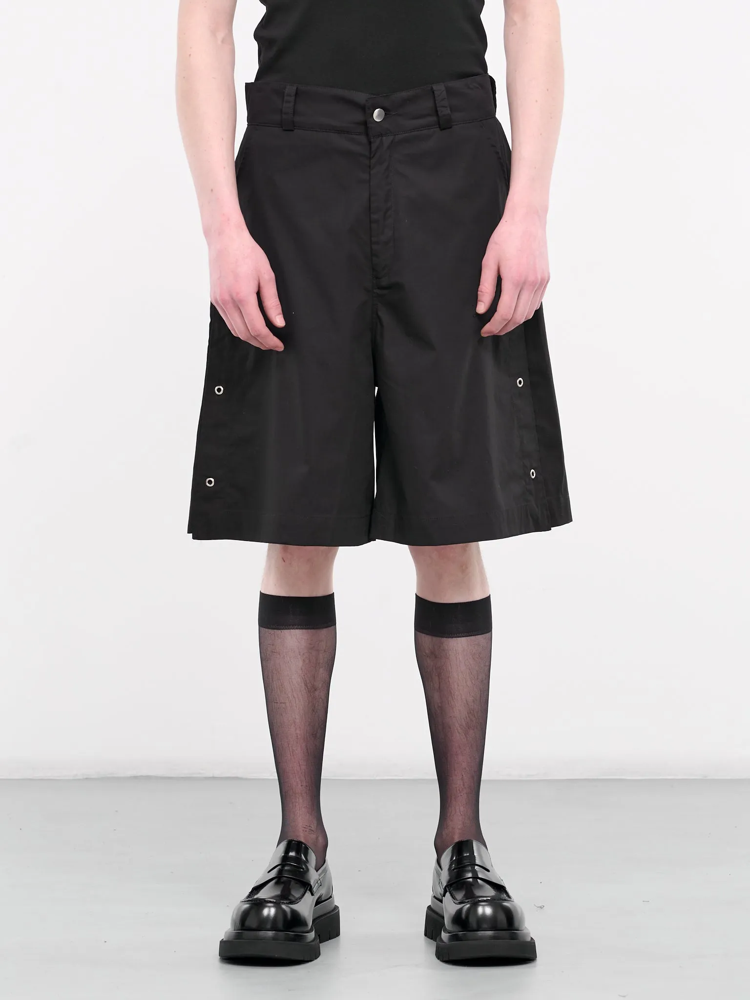 A-Line Studded Shorts (ALS-04-H-BLACK)