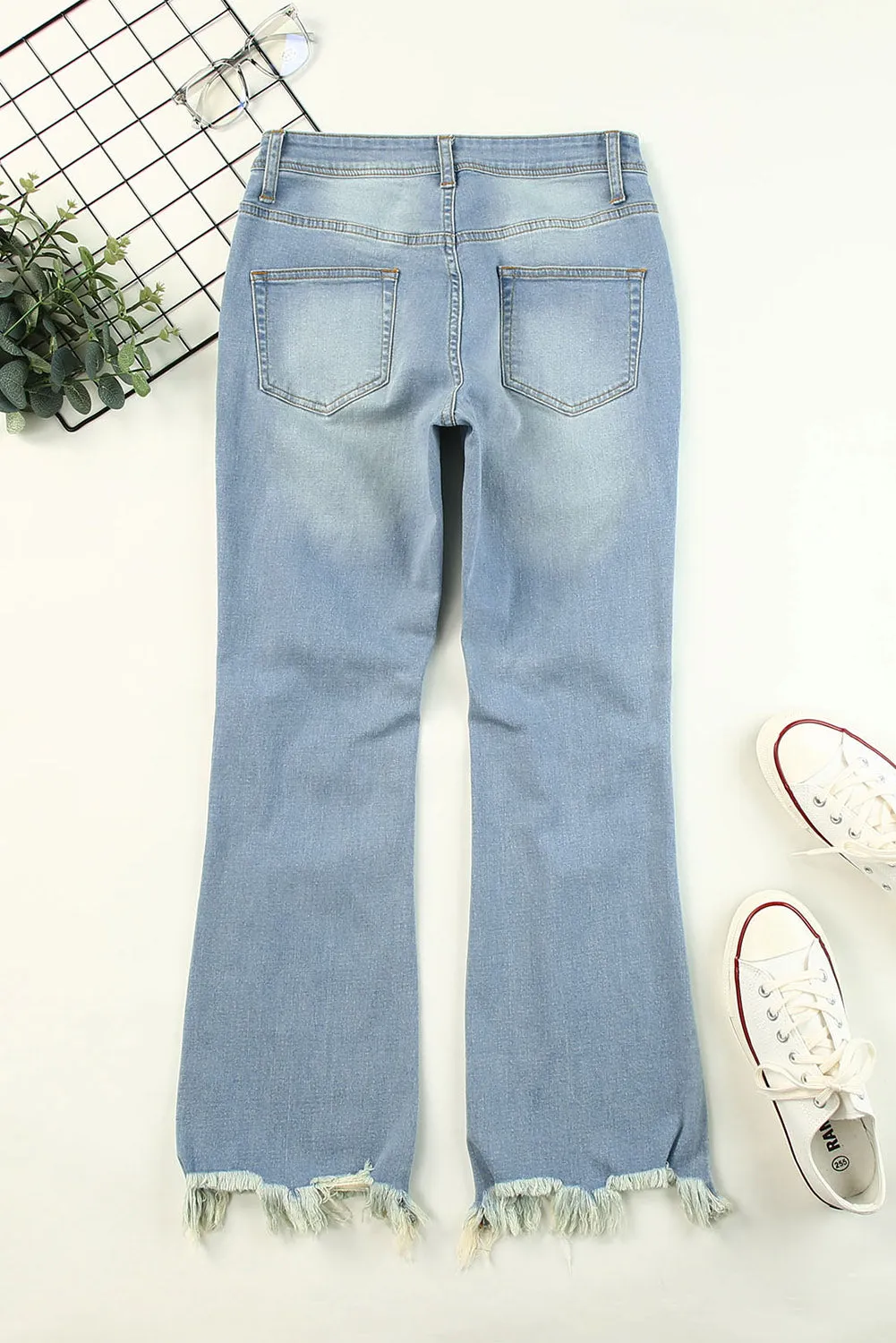 Distressed Knee Holes Straight Leg Jeans