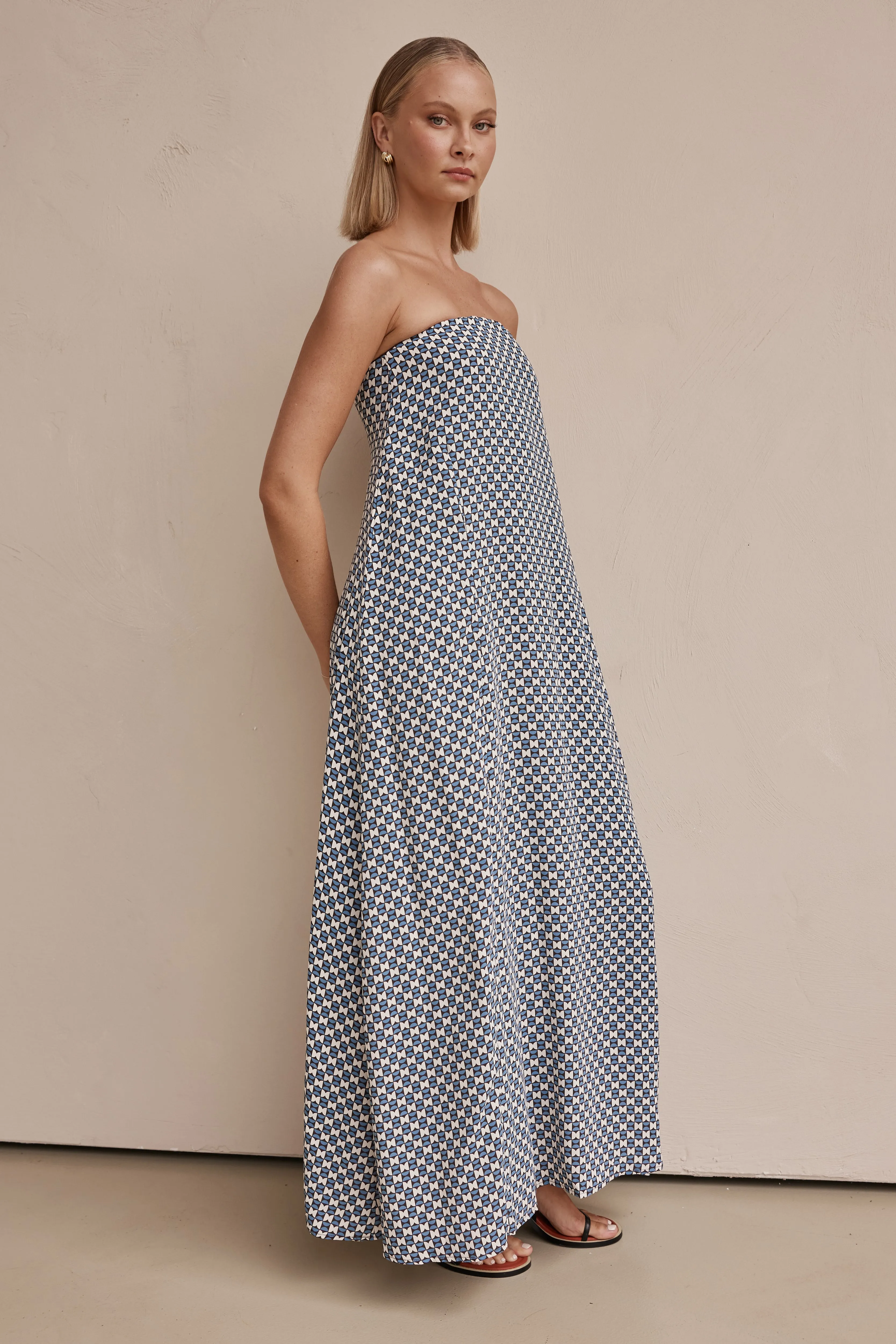 Kesia Maxi Dress (Blue)