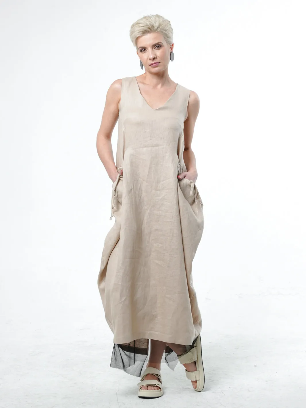 Long Linen Dress With Oversized Pockets In Khaki