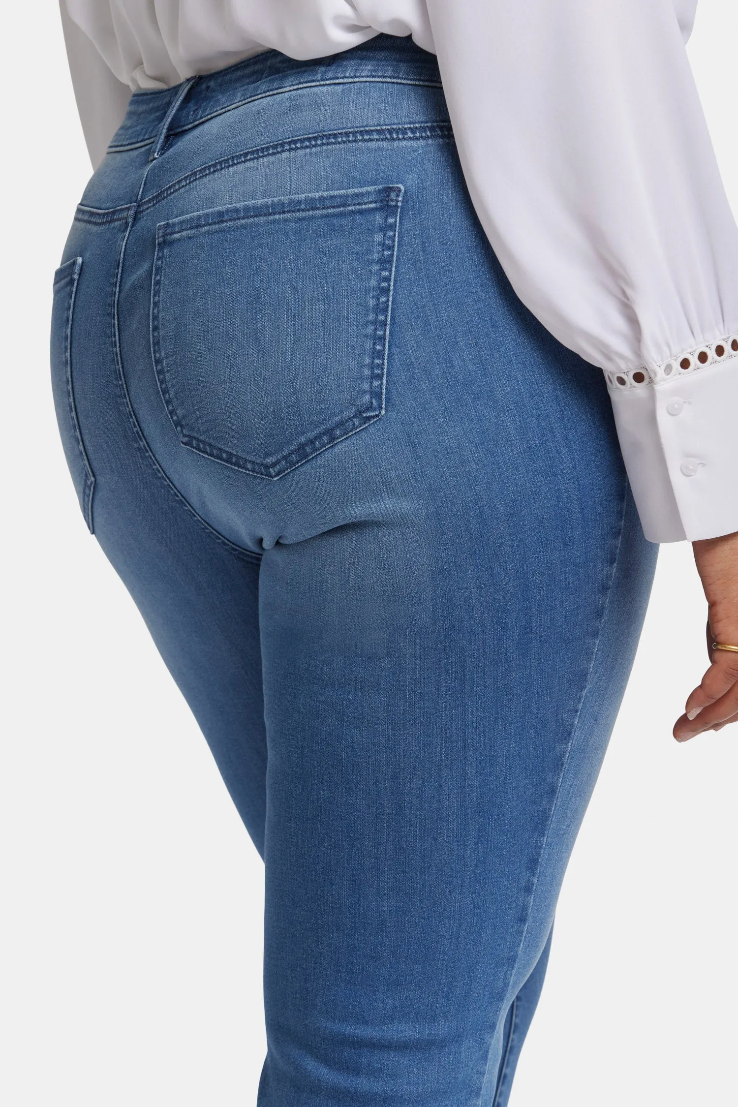 Marilyn Straight Ankle Jeans In Plus Size - Blue Island