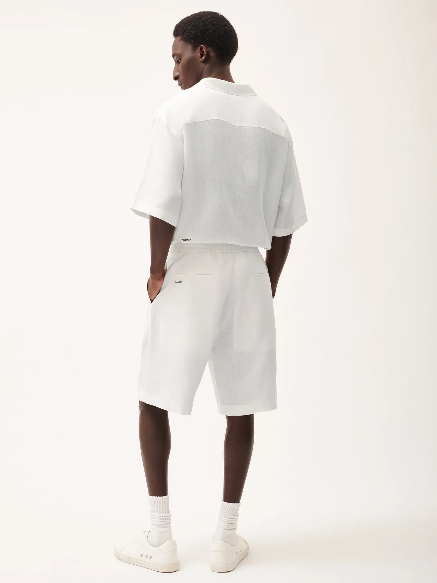 Mens DNA Aloe Linen Long Shorts—off-white