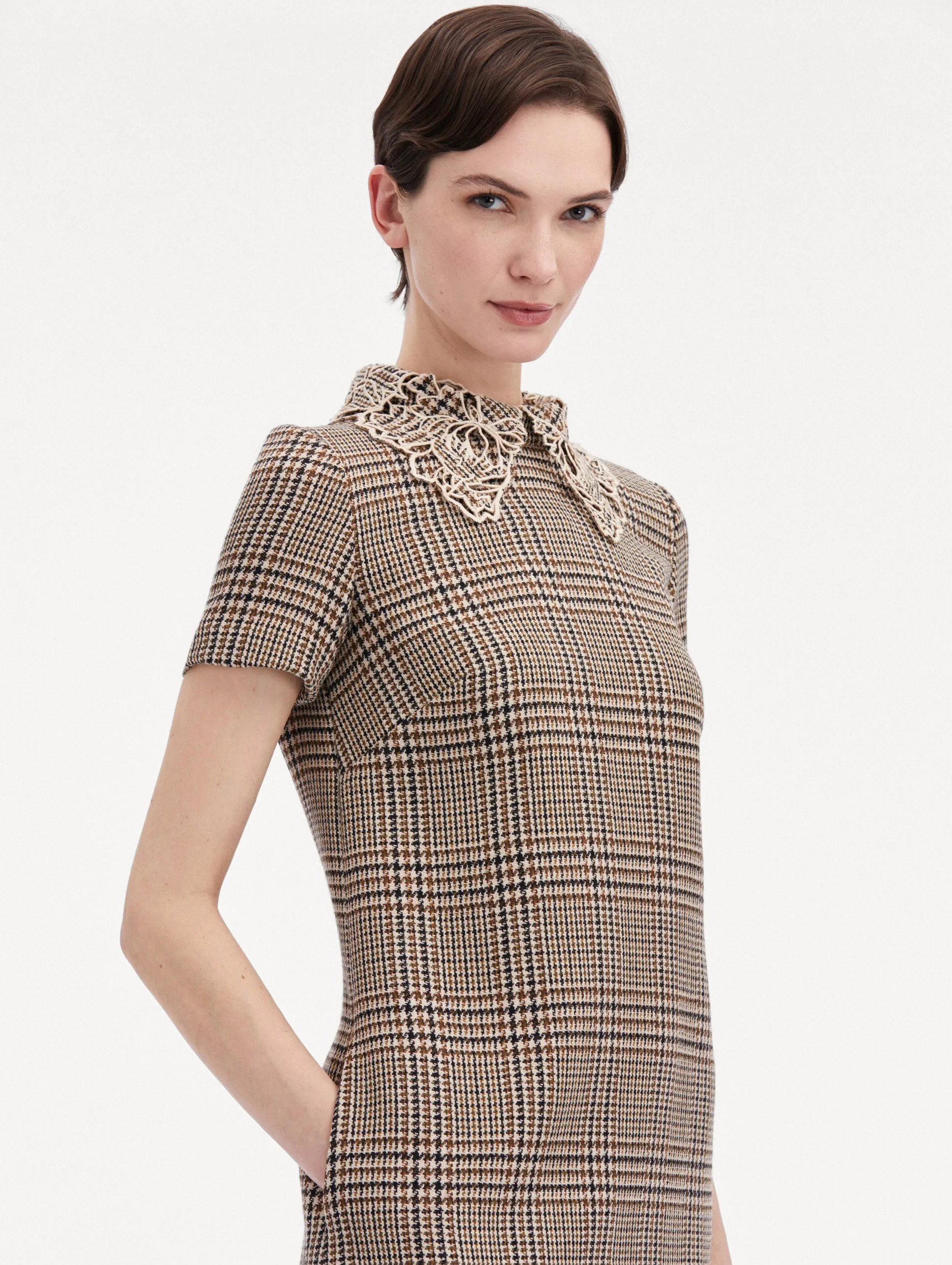 Peony Guipure Collar Plaid Shift Dress