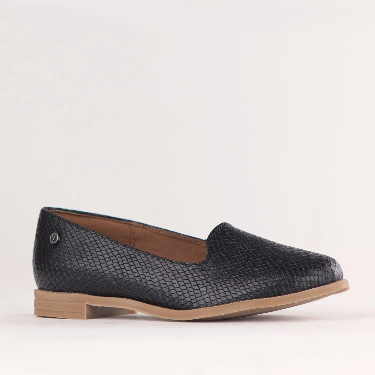 Wider Fit Slipper Cut Flat in Black - 12468